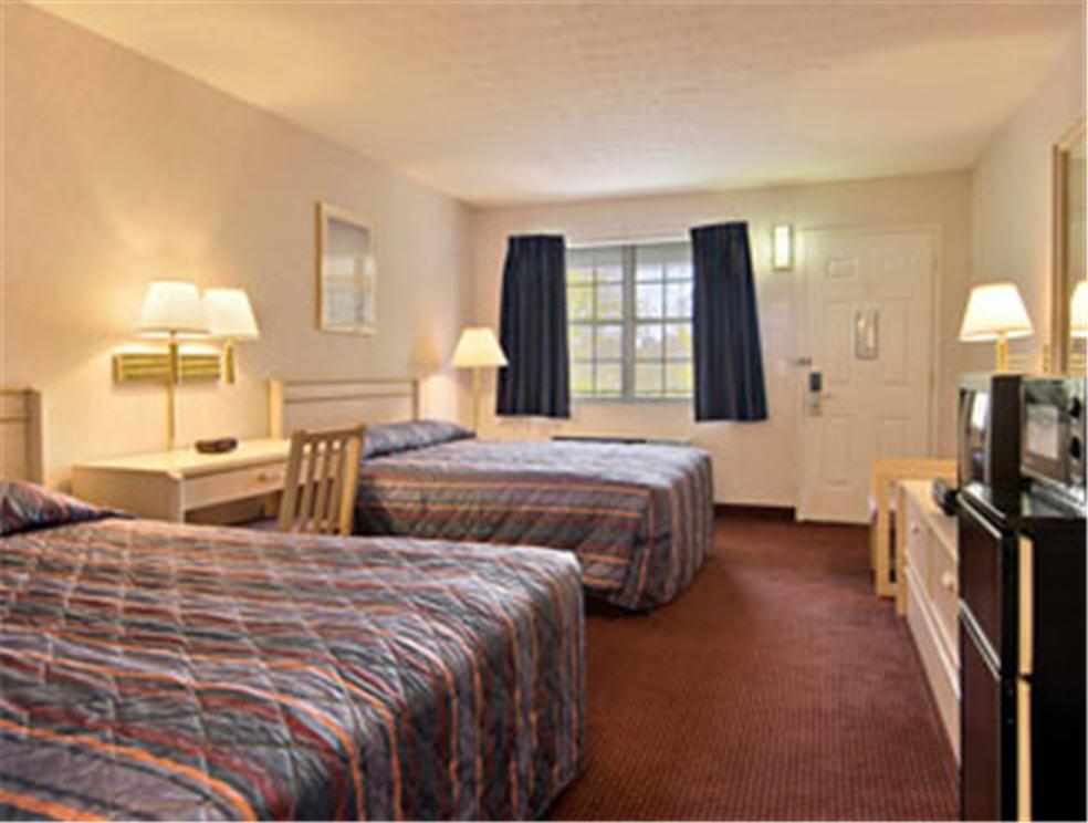 Days Inn Macedonia Стая снимка